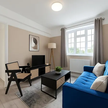 Spacious 2-Bedroom Apartment In Crystal Palace London Exterior photo