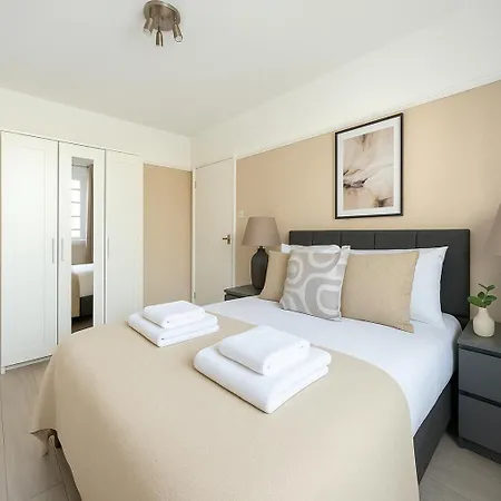 Spacious 2-Bedroom Apartment In Crystal Palace London Exterior photo